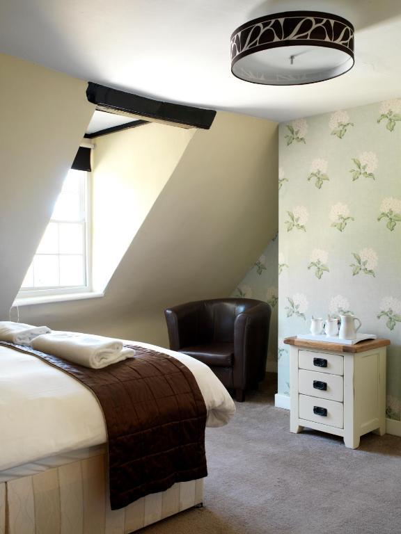 The Bull Hotel Maidstone/Sevenoaks Ротем Номер фото